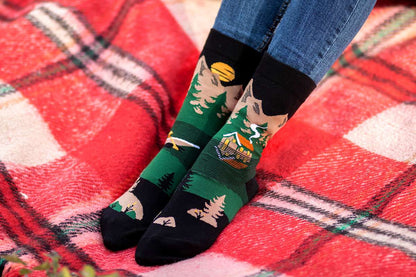 Arty socks with Mountains – Green